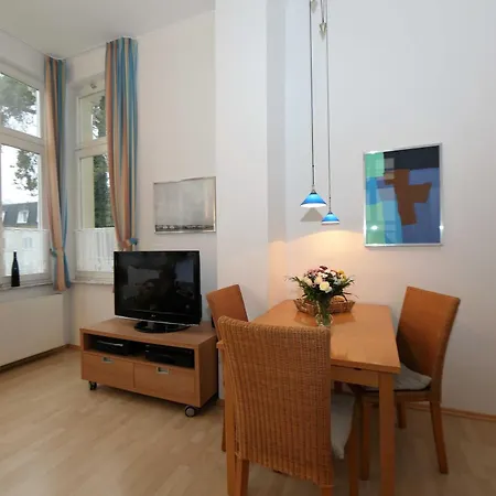 Villa Brise To Hus Neuhof (Heringsdorf)